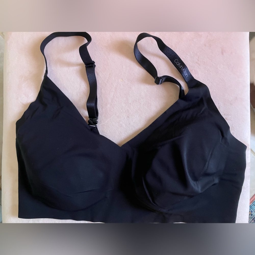 Calvin Klein Elegant Black Bra